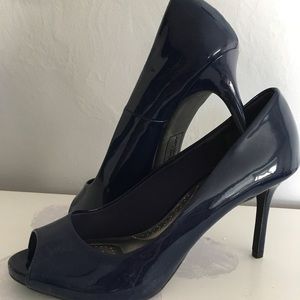 Navy Heels